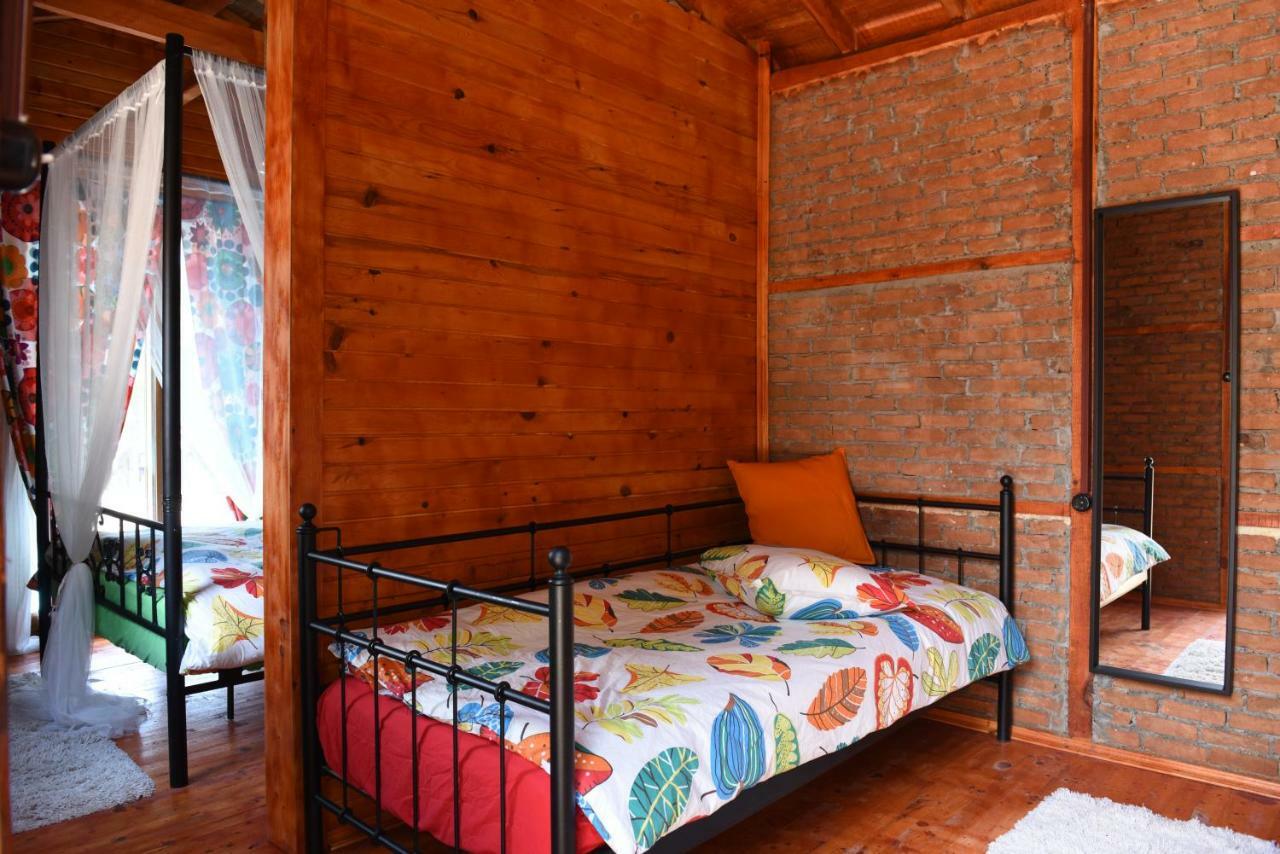 Otantik Tas Ev Bed & Breakfast ดาลามาน ภายนอก รูปภาพ