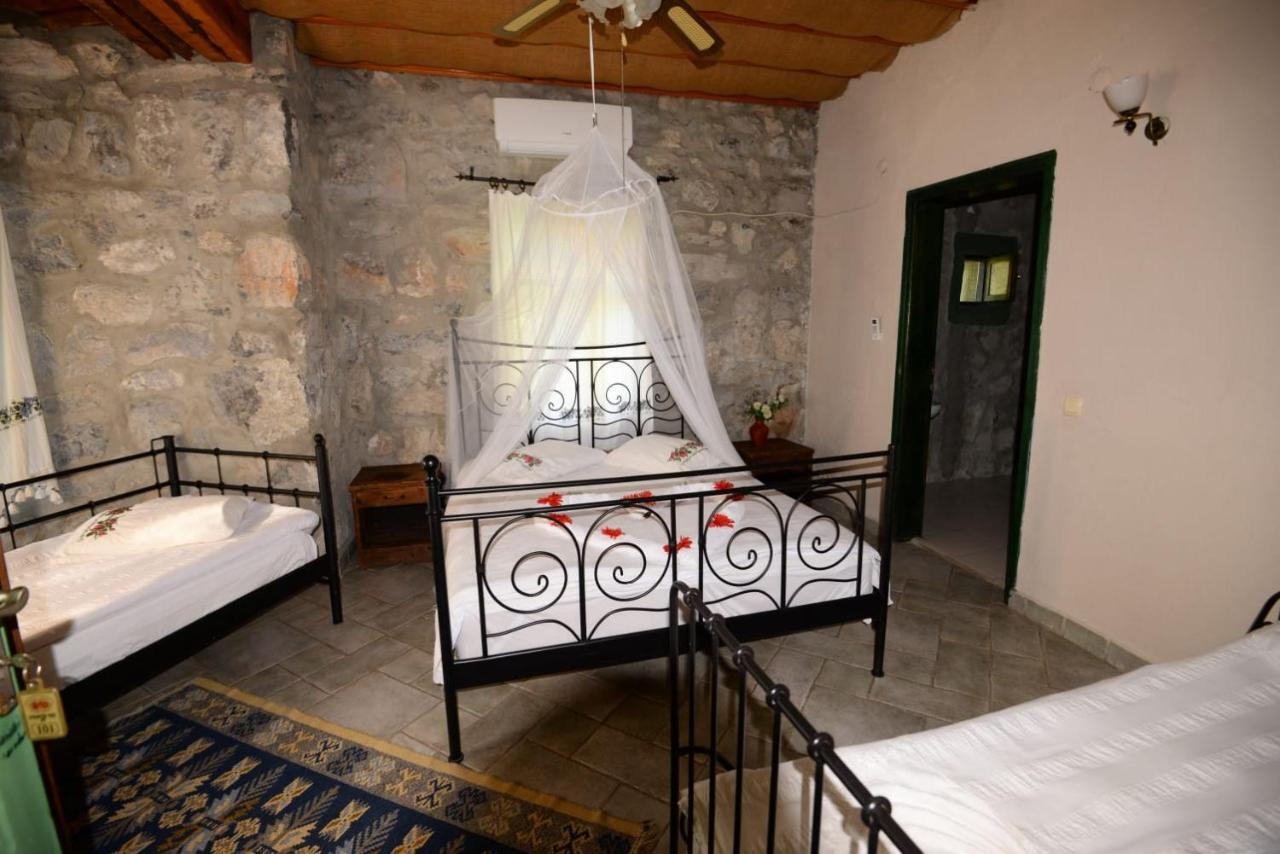 Otantik Tas Ev Bed & Breakfast ดาลามาน ภายนอก รูปภาพ